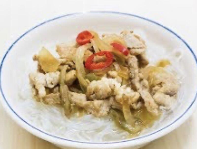 Pickled Mustard & Shredded Pork Rice Noodle Soup